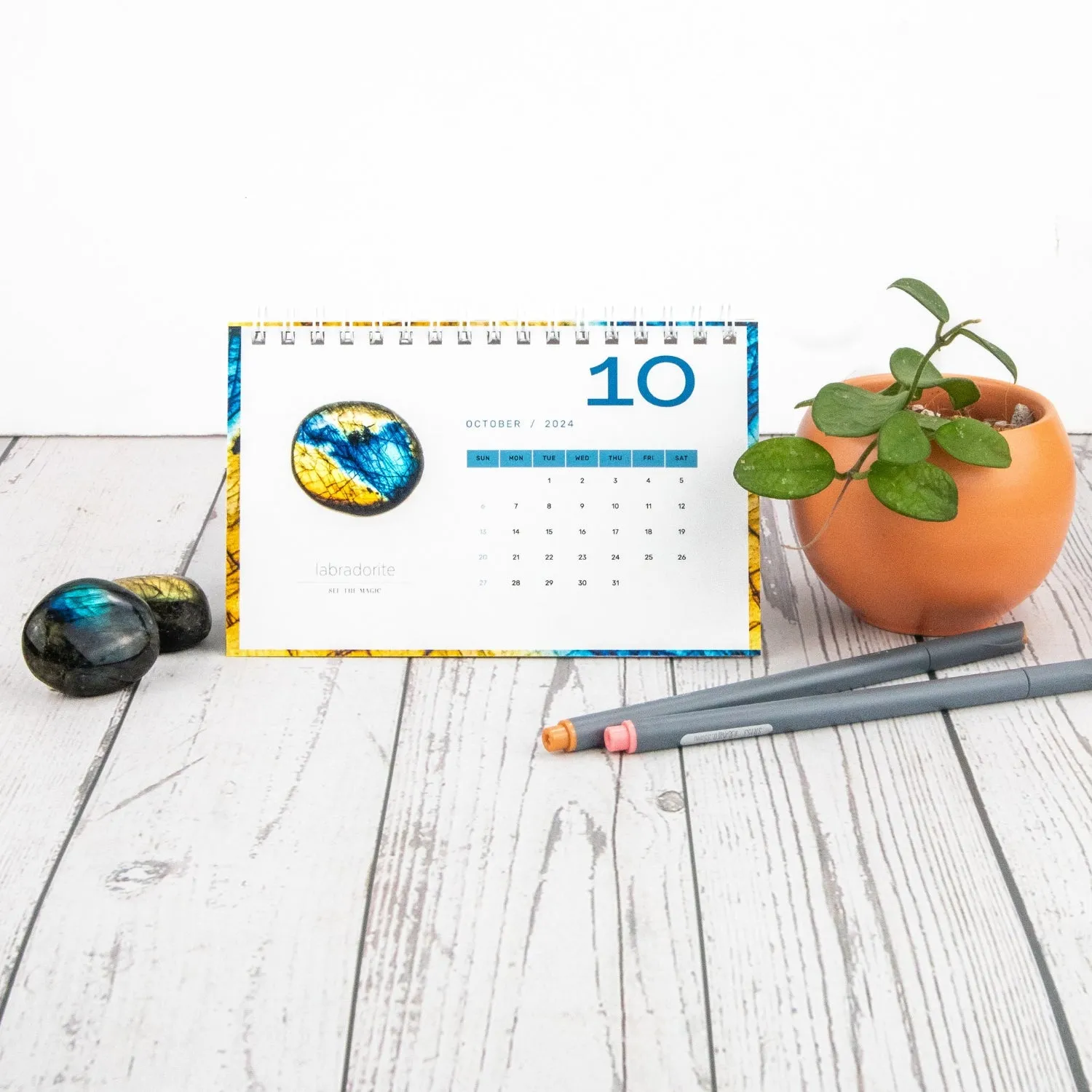 2024 Crystal Desk Calendar