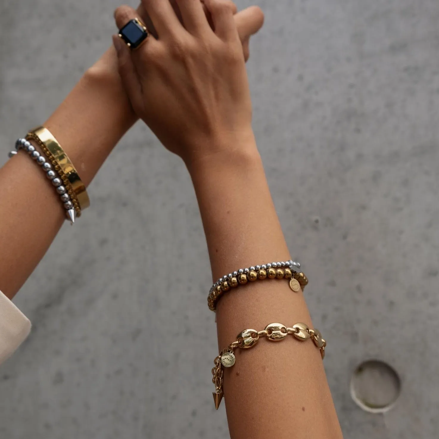 All For One / Bracelet / Gold