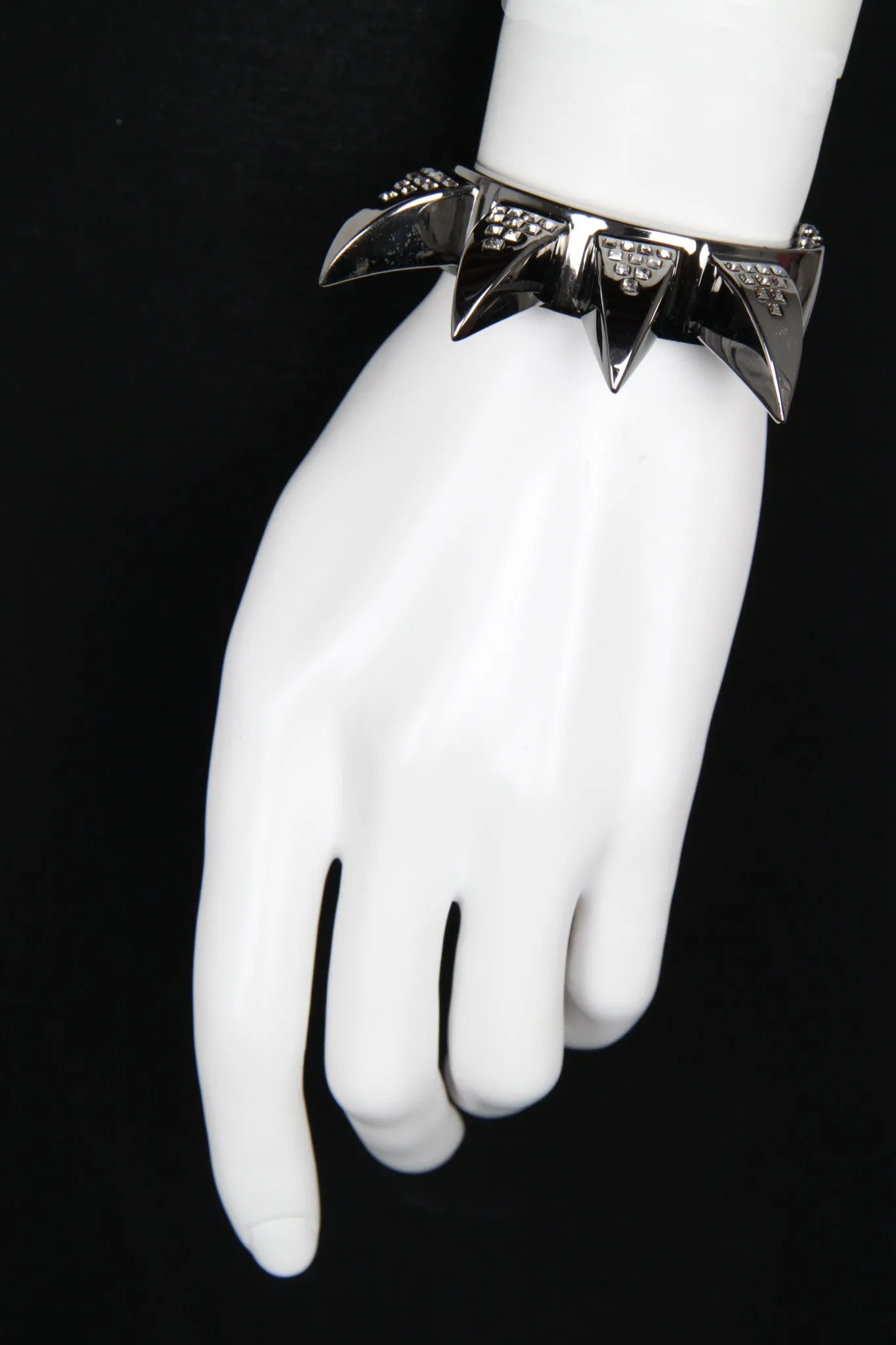 Crystal Claw Cuff, Hematite