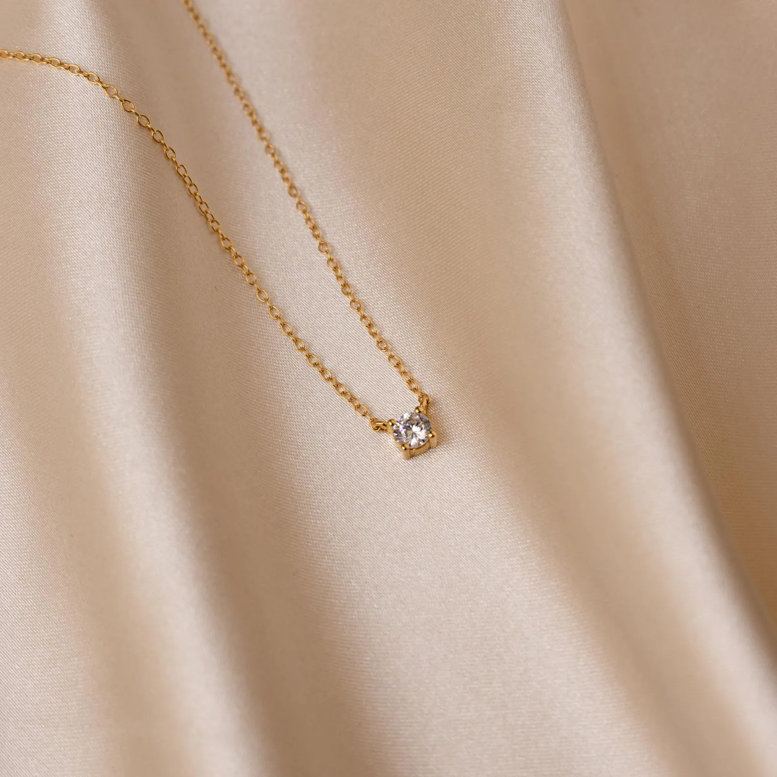 Dainty Diamond Necklace