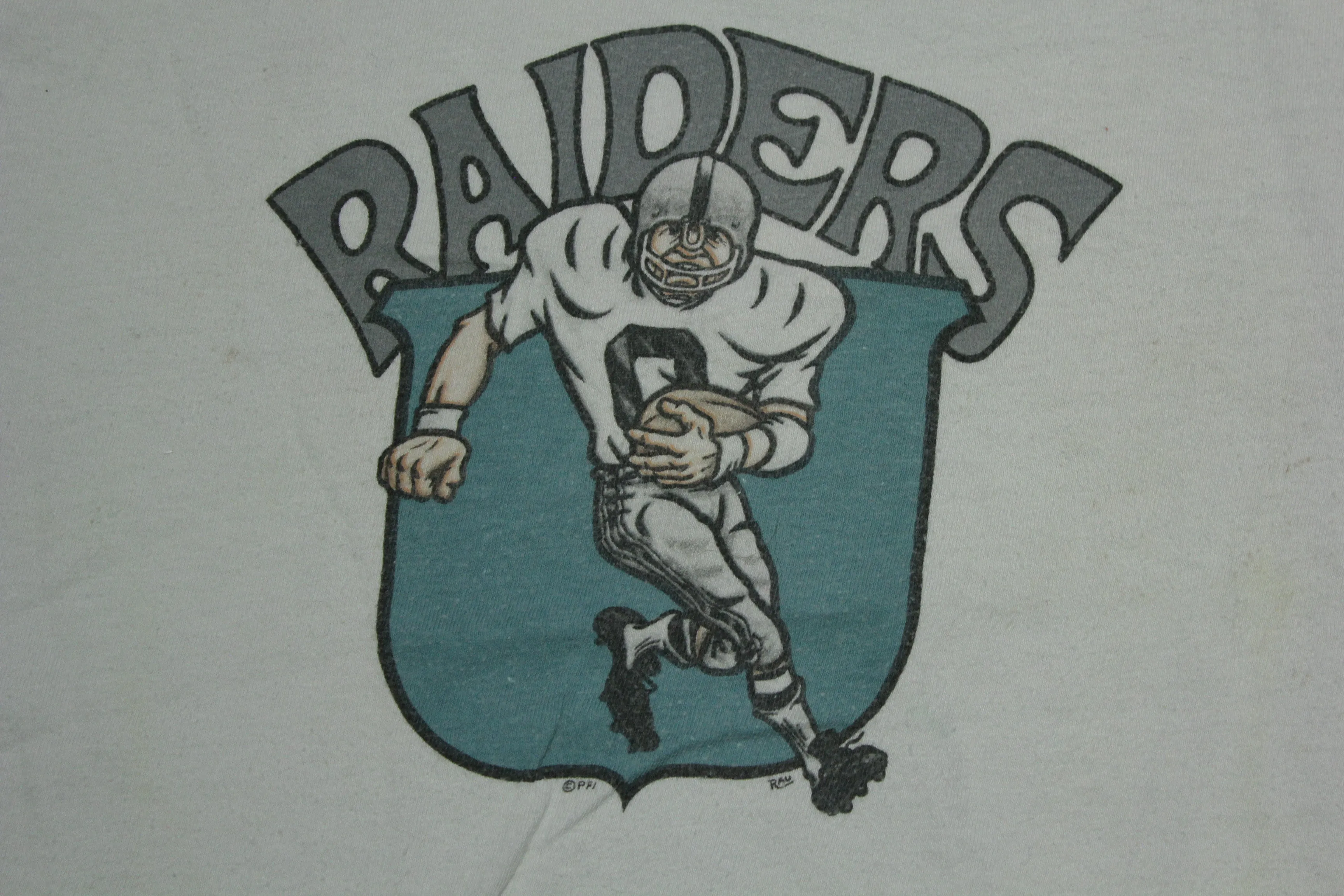 LA Raiders Vintage 80's Thin Single Stitch Los Angeles Football Hanes T-Shirt