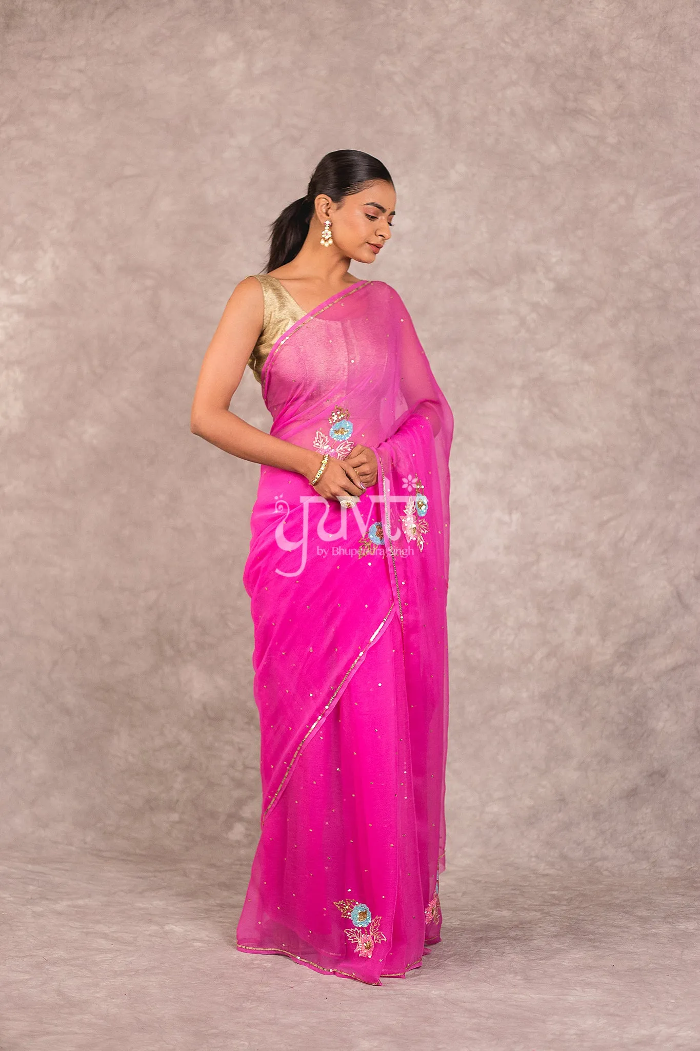 Pink Chiffon Saree