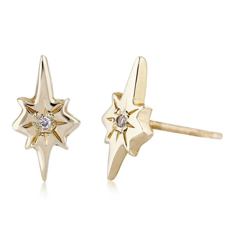 Small nova studs with diamond