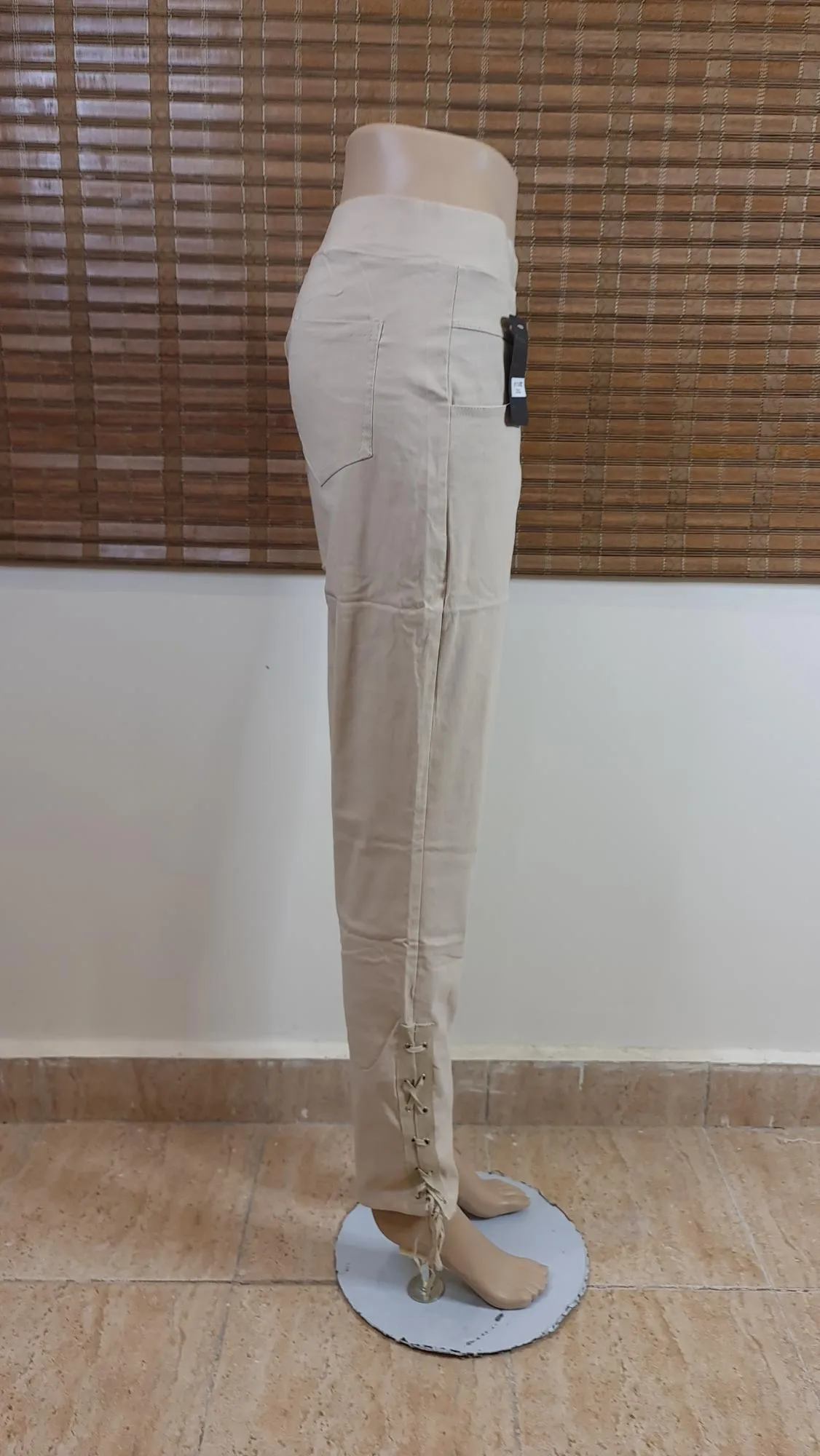 Style On Stretchable Pants